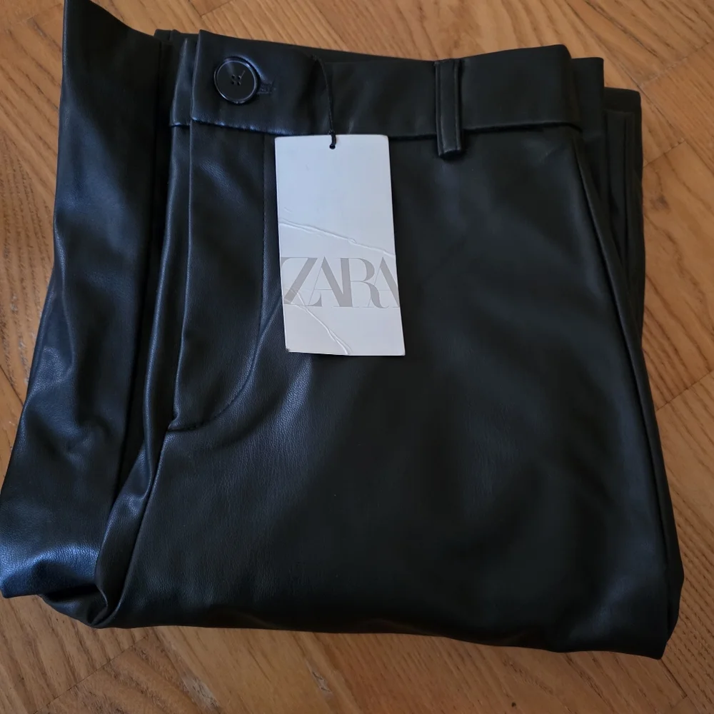 ZARA FAUX LEATHER WIDE PANTS BLACK SIZE M